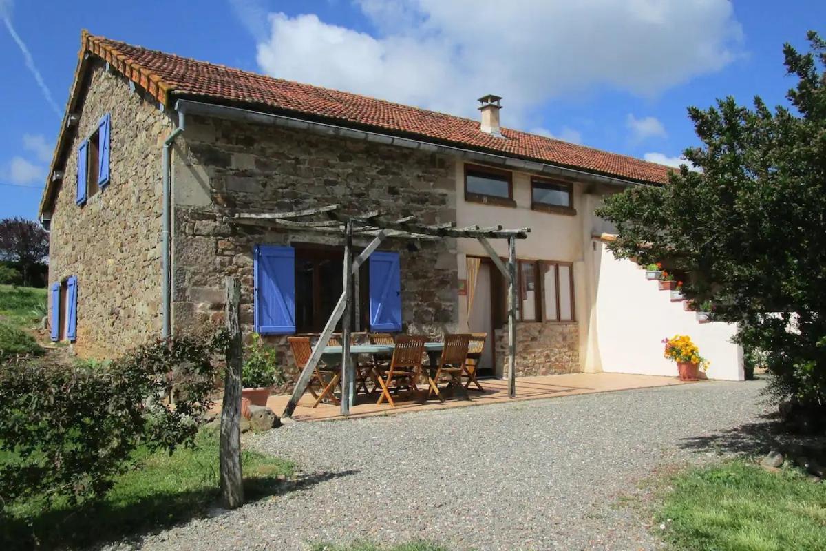 Gîtes&Chambres d'hôtes Peyrecout Laparrouquial Exterior foto