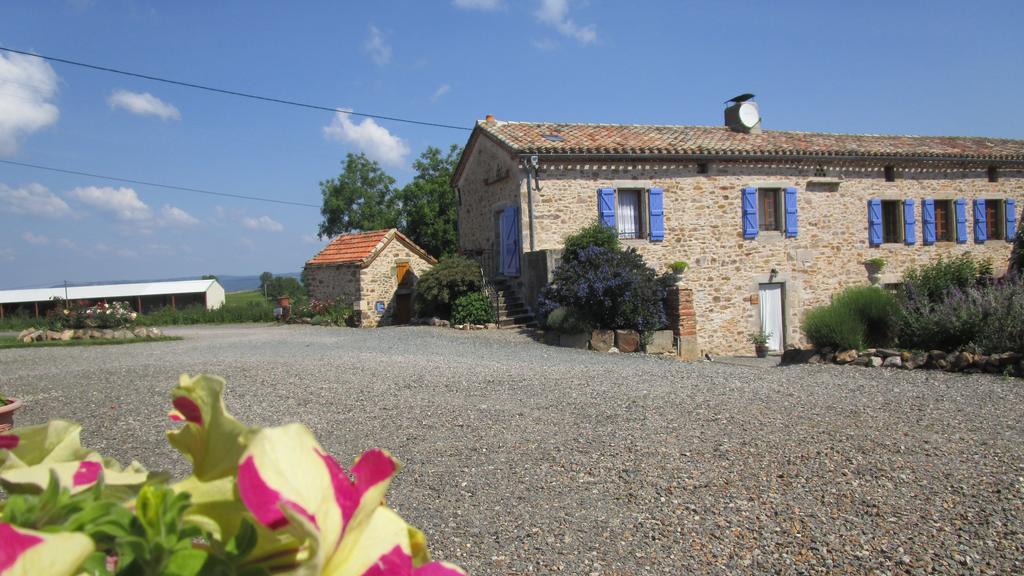 Gîtes&Chambres d'hôtes Peyrecout Laparrouquial Exterior foto