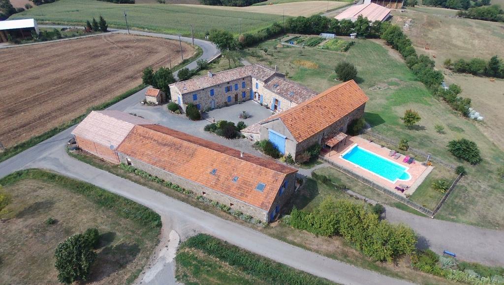 Gîtes&Chambres d'hôtes Peyrecout Laparrouquial Exterior foto